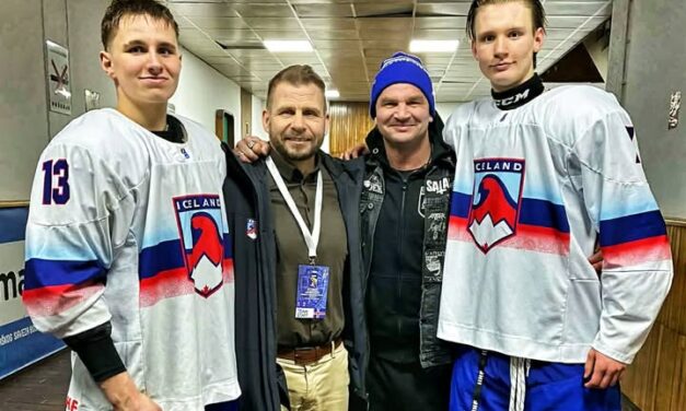 Sjaldan fellur eplið langt………