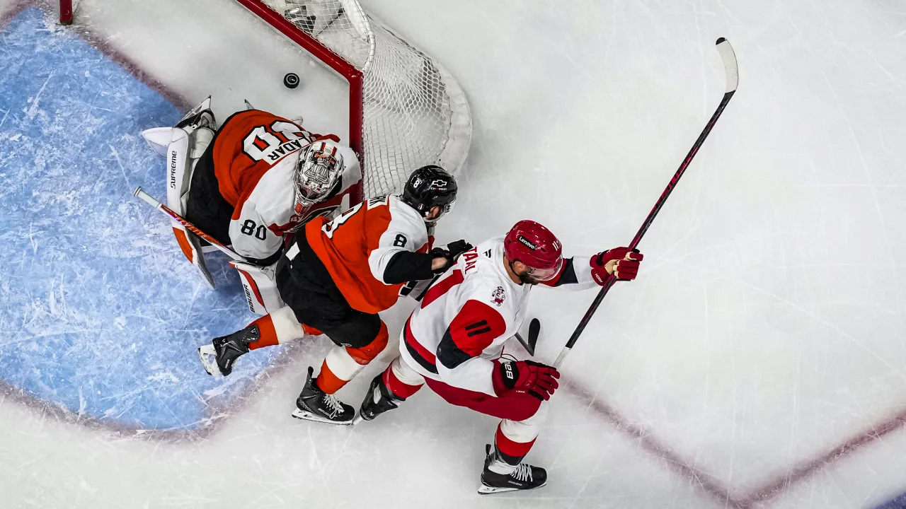 © Josh Lavallee/Carolina Hurricanes
